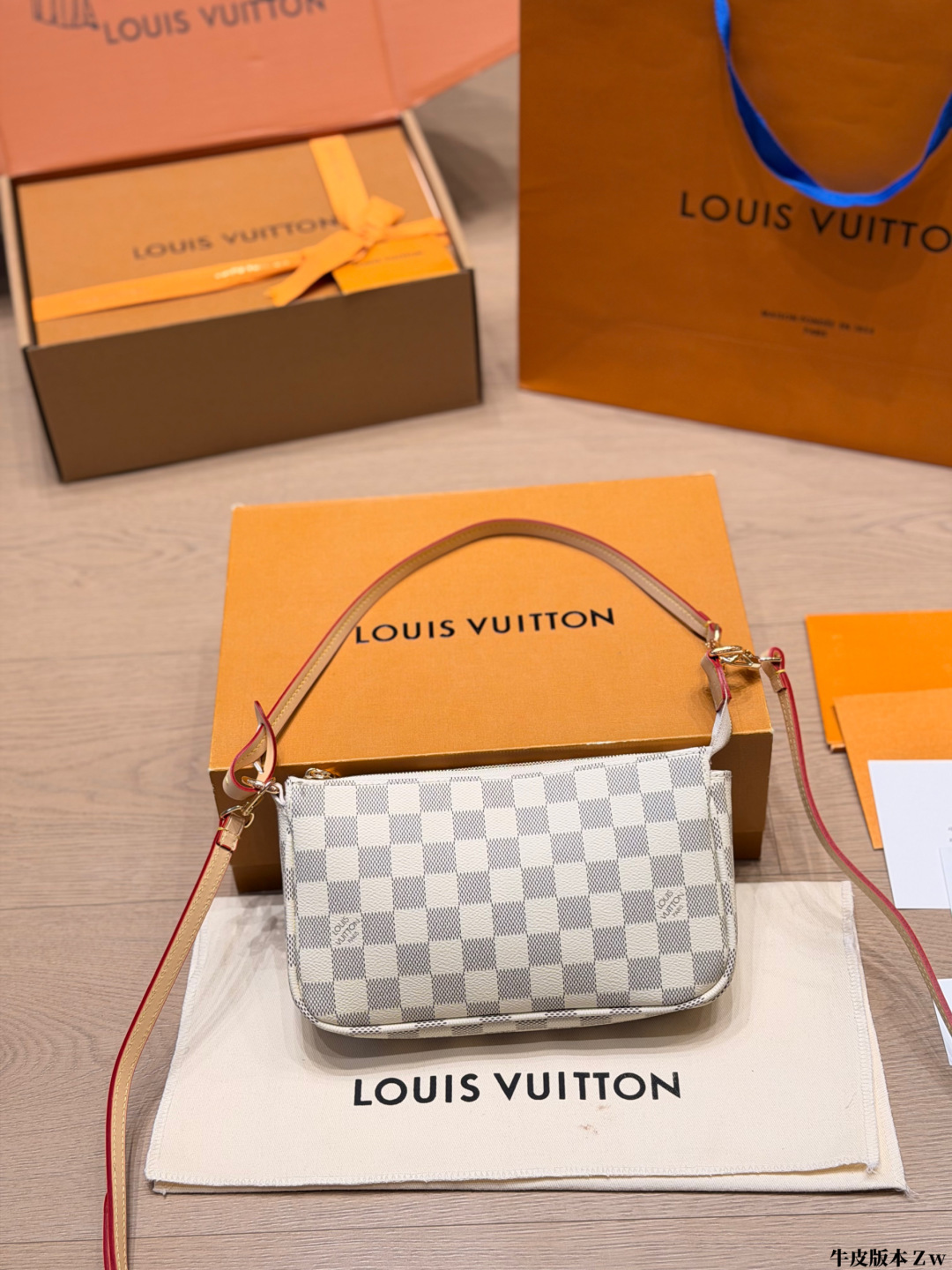Louis Vuitton LV Wallet Cowhide Leather